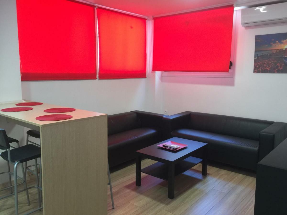 Loutraki Hostel Екстер'єр фото