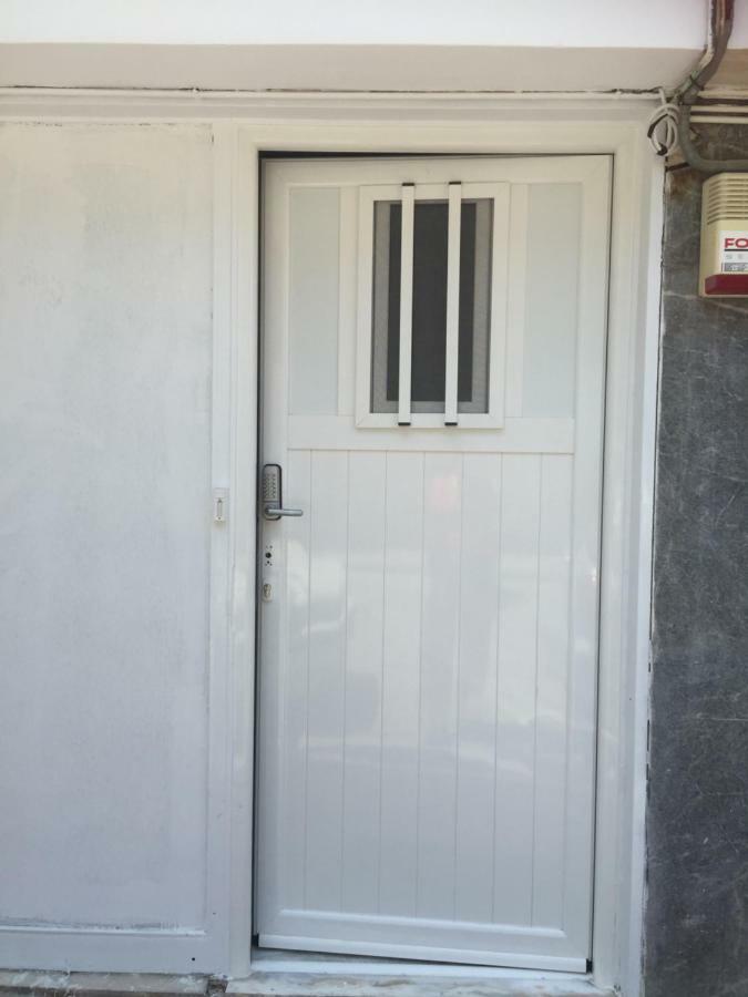 Loutraki Hostel Екстер'єр фото